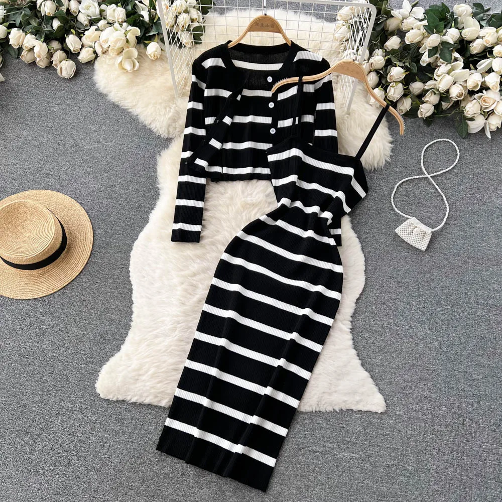Street Fashion Korean - Set kardigan lengan panjang kerah V,