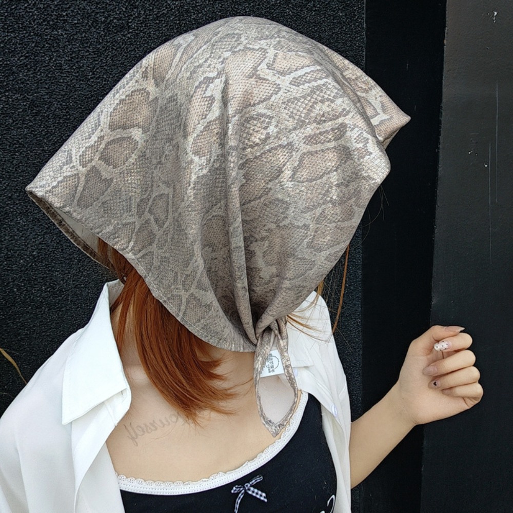 Street Fashion Types - Hiasan Kepala Y2K Syal Rambut Motif