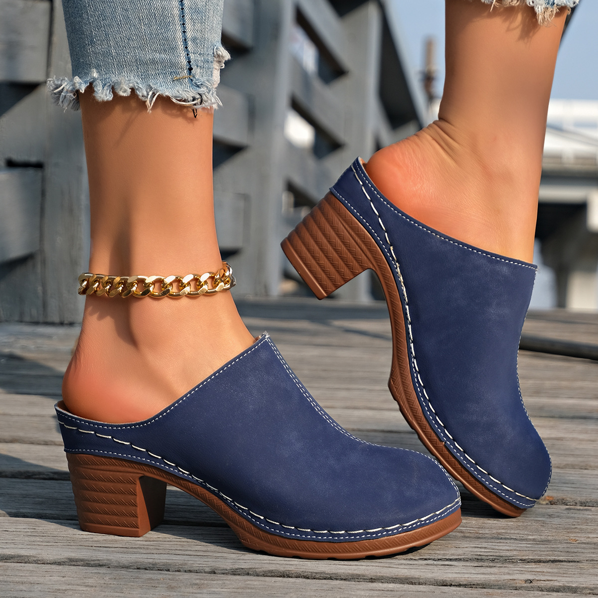 Sandal Wanita Berbantalan Empu - Street Fashion Events ulasan dan harga