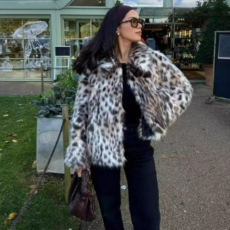 Pakaian Wanita Eropa yang Cant - Street Fashion Europe ulasan dan harga