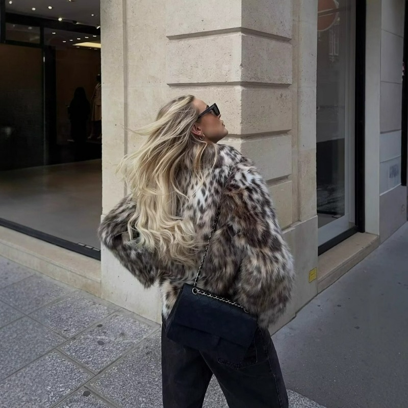 Pakaian Wanita Eropa yang Cant - Street Fashion Europe ulasan dan harga