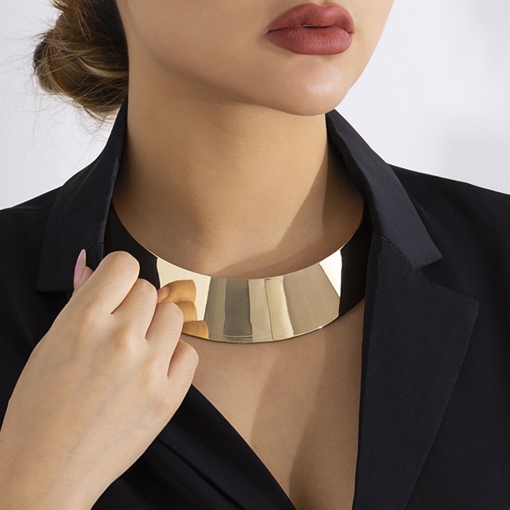 Ingjenis. Z kalung pendek leba - Street Fashion Europe ulasan dan harga