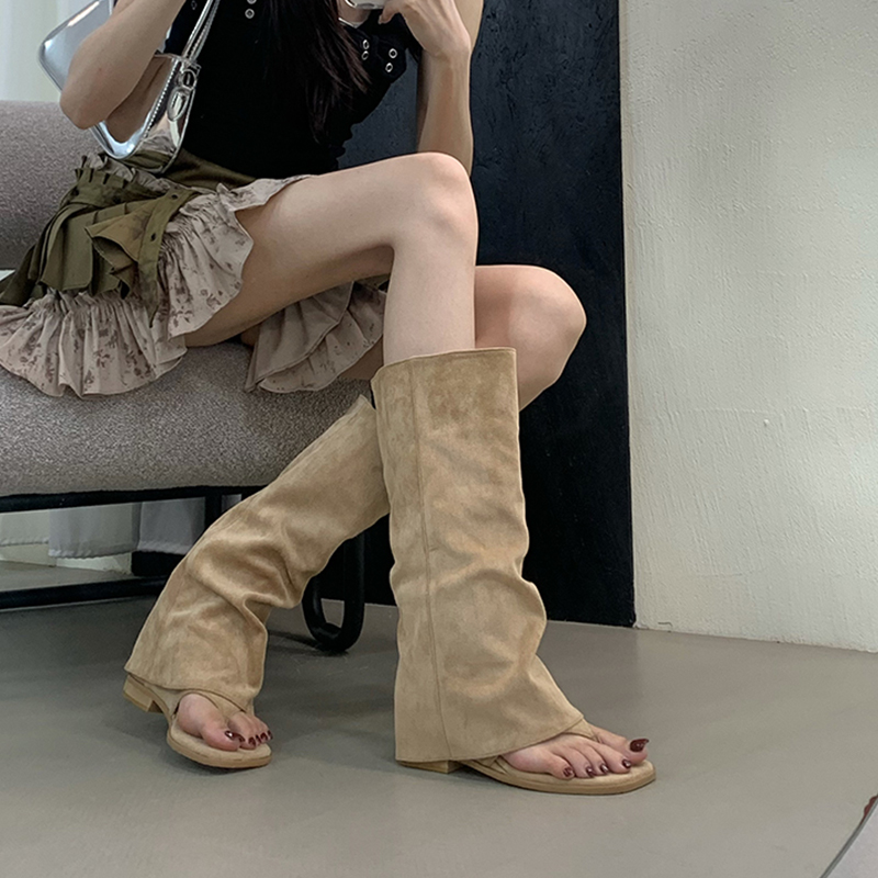 Sepatu Bot Wanita Model Hollow - Street Fashion Korean ulasan dan harga