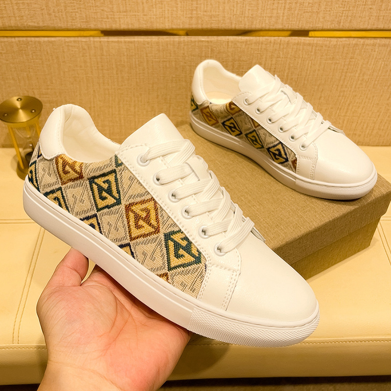 Sepatu Kasual Kulit Pria Eropa - Street Fashion Europe ulasan dan harga